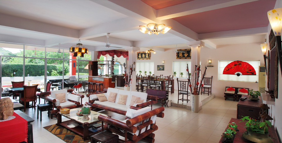 AN HOA RESIDENCE LUXURY VILLAS